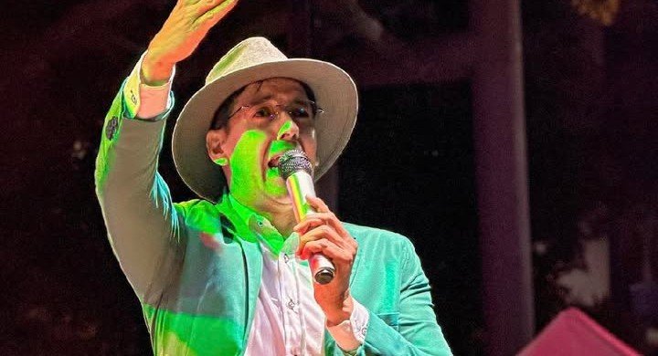 image 1328159992543807